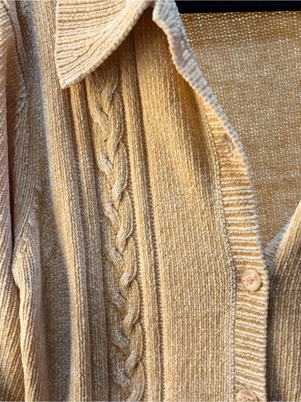 Yellow Cable Knit Chenille Cardigan Sweater Size Small Oversized Fit - Picture 4 of 7